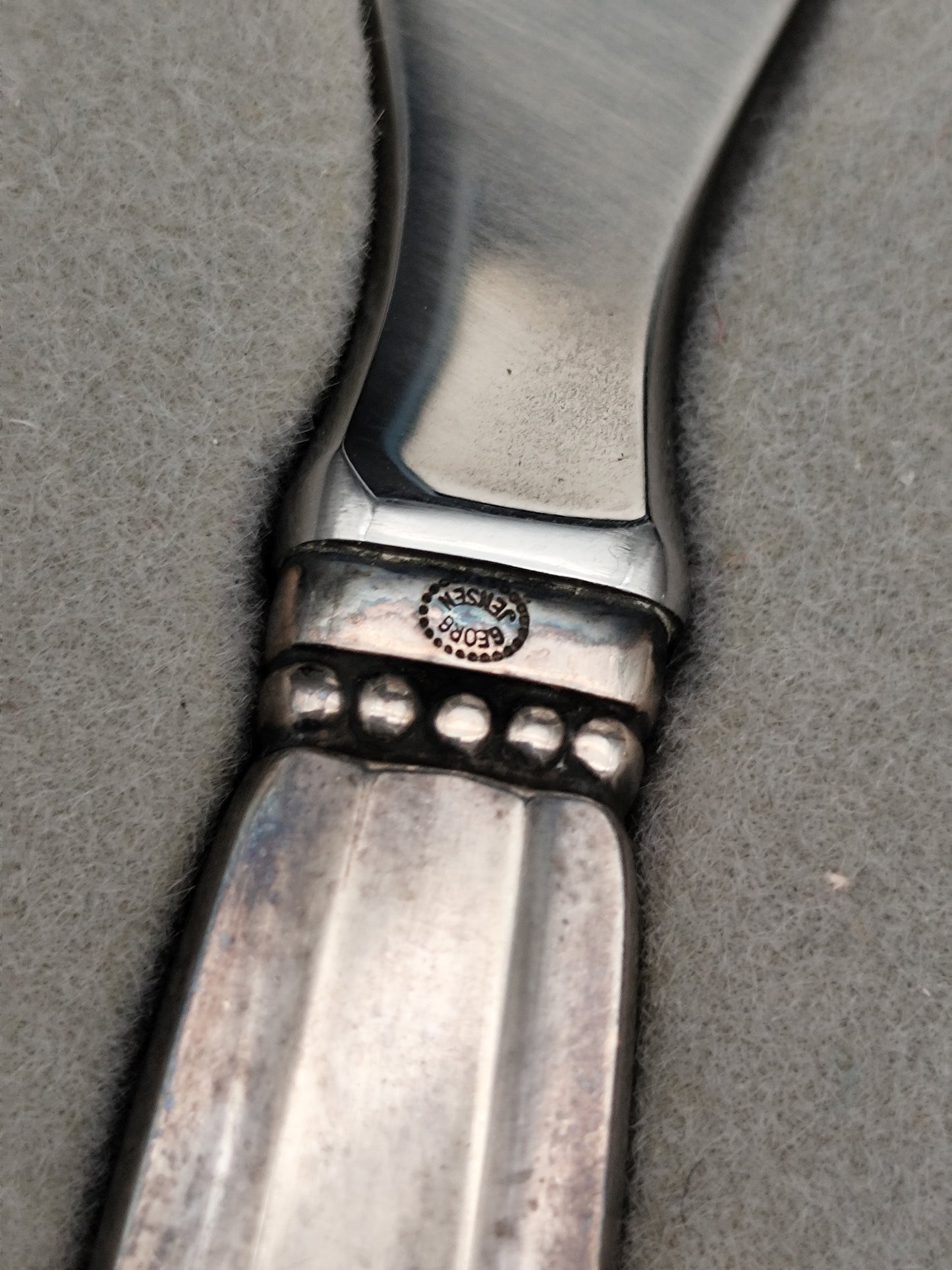 Geoerg Jensen BarSet im "Acorn" Design. In orginal hellblauer Verpackung bestehend aus Dosenöffner, Weinkorkenzieher, Flaschenöffner