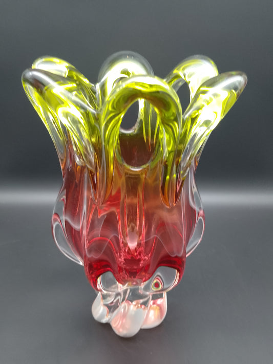 Design Vase von Josef Hospodka in Rotpink und hellen Grün aus Böhmen