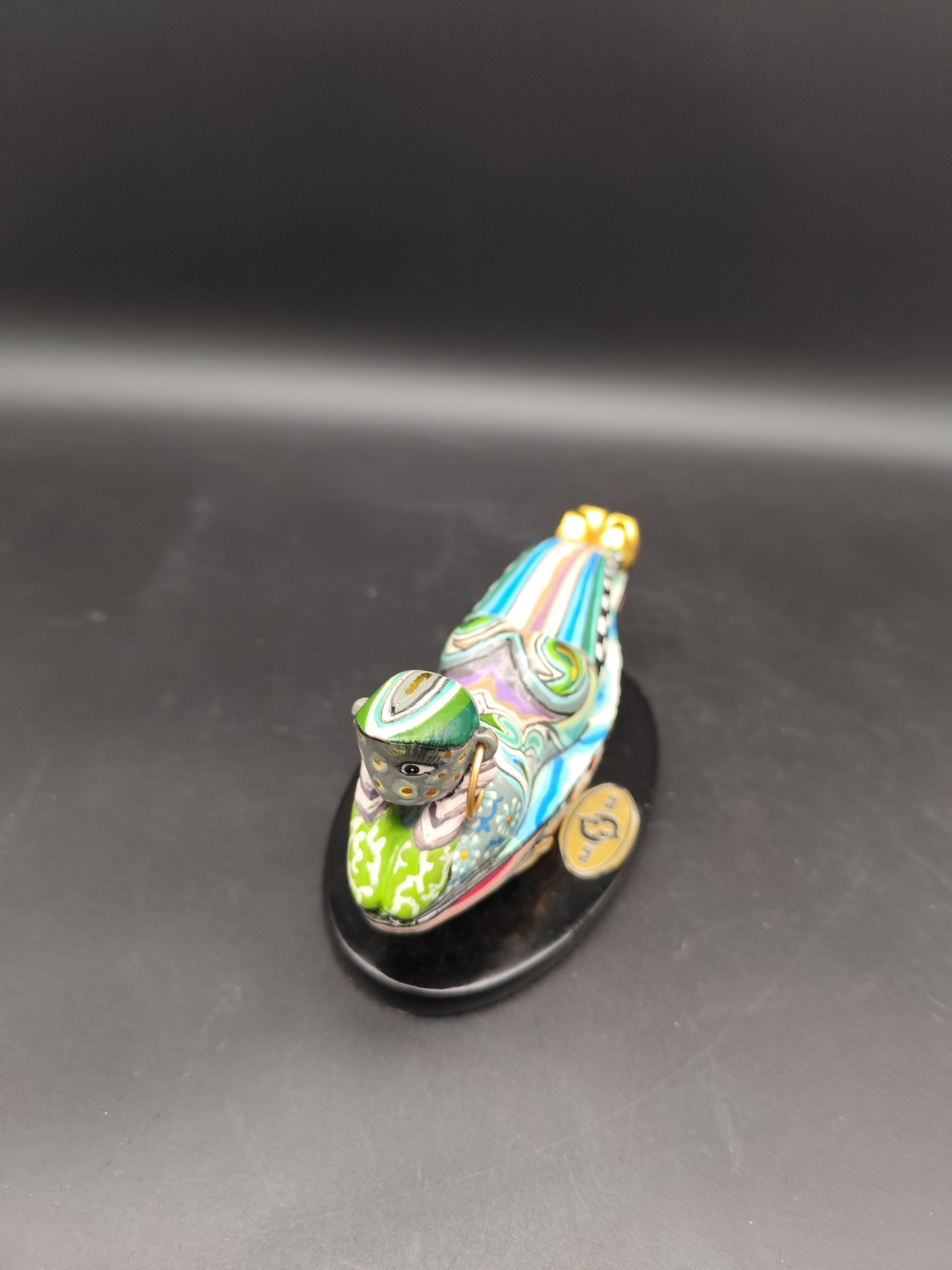 Tom's Drag Zodiac Skulptur Fisch – Handbemalt
