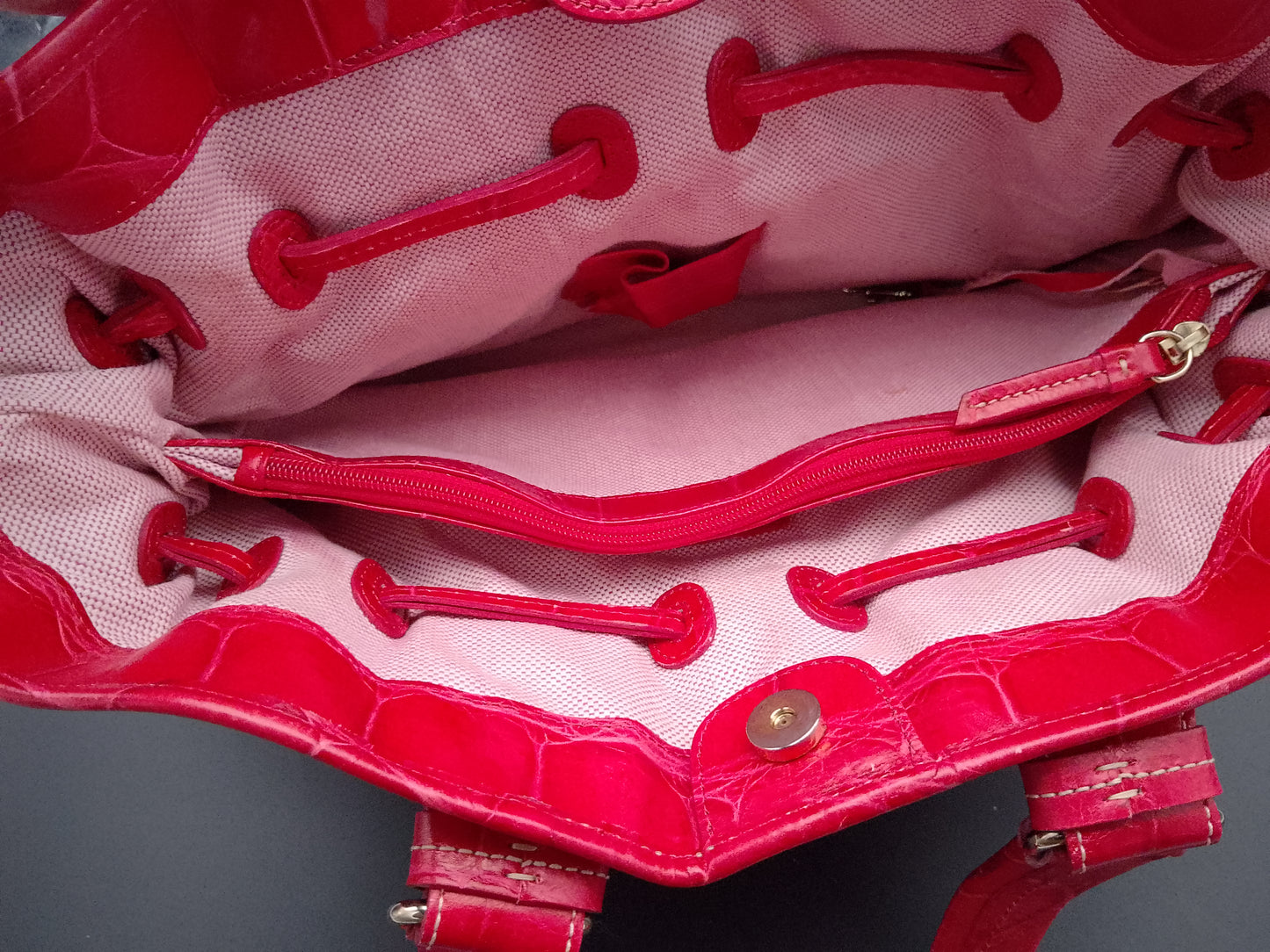 Rote Lederhandtasche von Dooney & Bourke