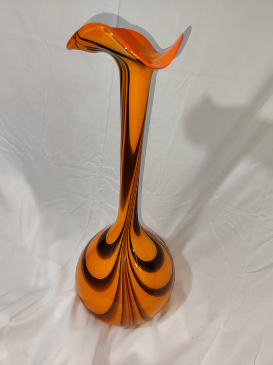 Bodenvase Form Calla-Lilie - Florence Vase orange, schwarz und braun.
